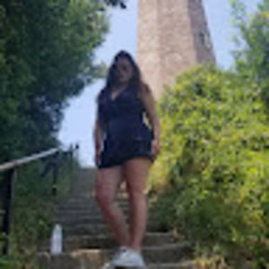 Meet your Posher, Jeannine